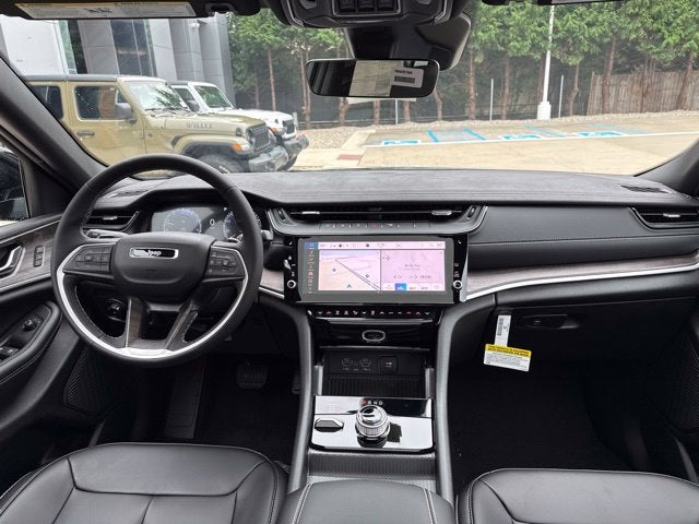 2027 Jeep Grand Cherokee Limited