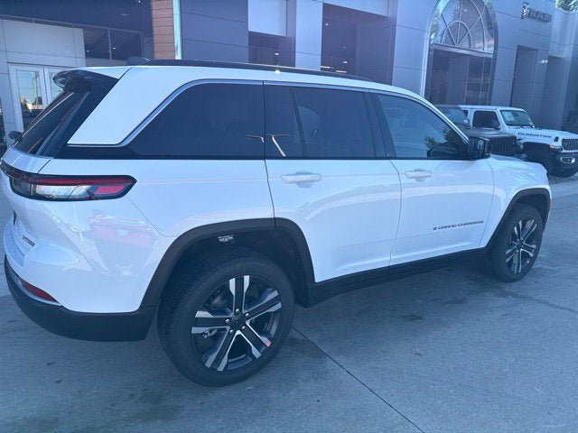 2027 Jeep Grand Cherokee Limited