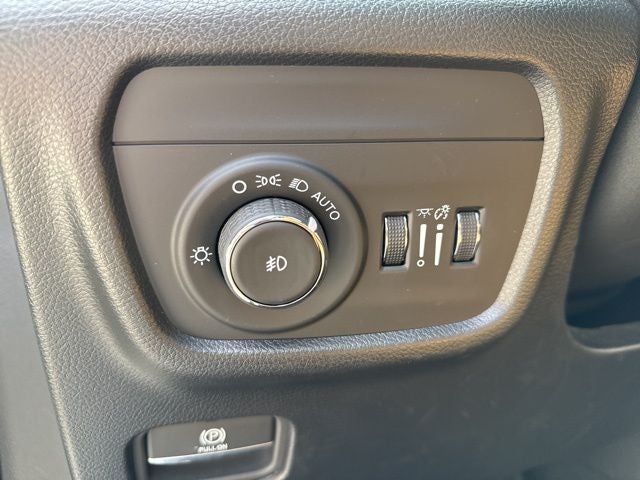 2024 Jeep Grand Cherokee Summit