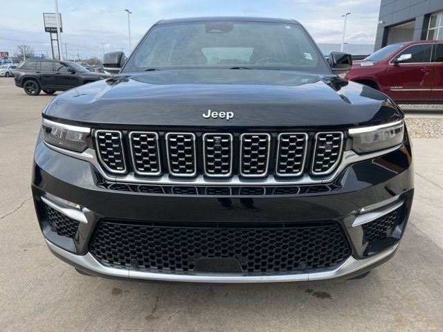 2023 Jeep Grand Cherokee Summit