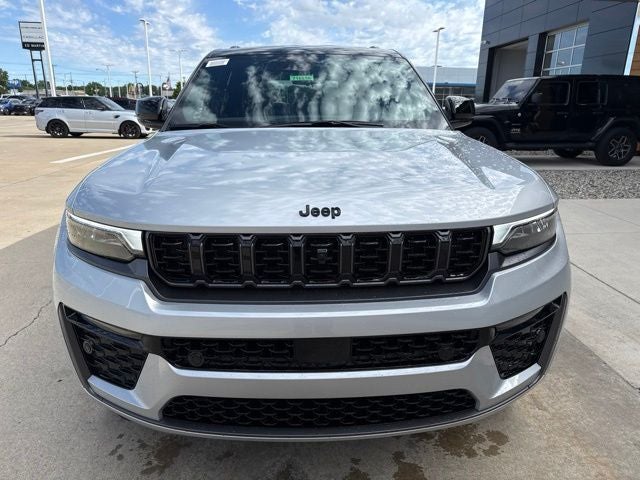 2026 Jeep Grand Cherokee Summit