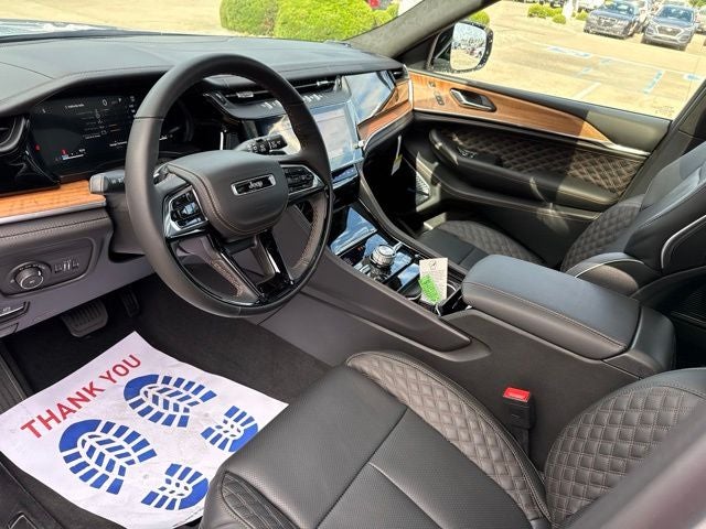 2026 Jeep Grand Cherokee Summit