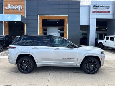 2026 Jeep Grand Cherokee Summit