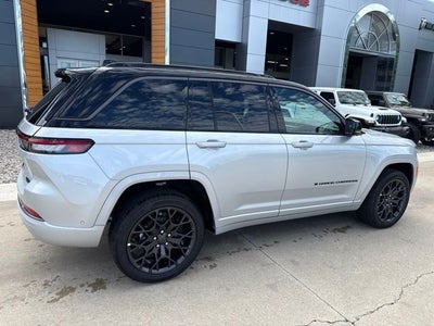 2026 Jeep Grand Cherokee Summit