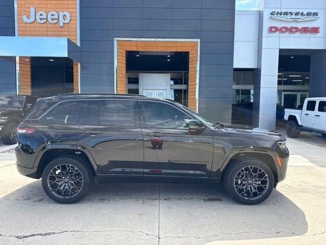 2026 Jeep Grand Cherokee Summit