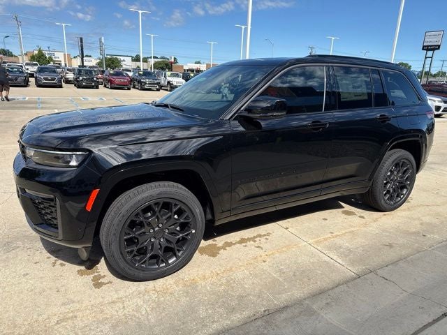 2026 Jeep Grand Cherokee Summit