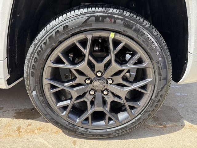 2026 Jeep Grand Cherokee Summit