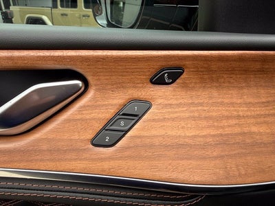 2027 Jeep Grand Cherokee Summit