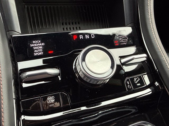 2027 Jeep Grand Cherokee Summit