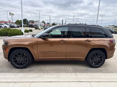 2027 Jeep Grand Cherokee Summit