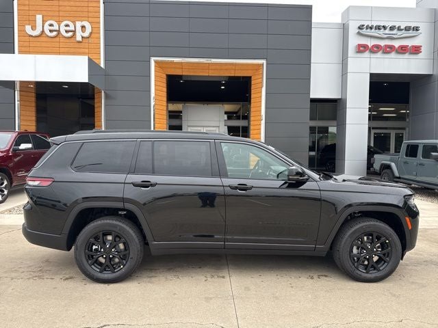 2026 Jeep Grand Cherokee L Laredo