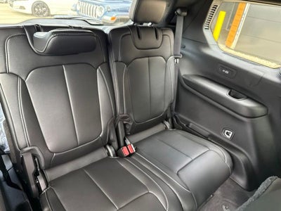 2027 Jeep Grand Cherokee L Limited