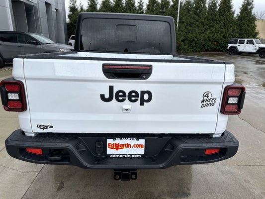 2024 Jeep Gladiator Willys 4x4 in Indianapolis, IN - Ed Martin Automotive Group