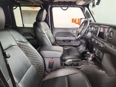 2022 Jeep Gladiator Overland