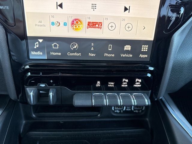 2023 RAM Ram 1500 Laramie