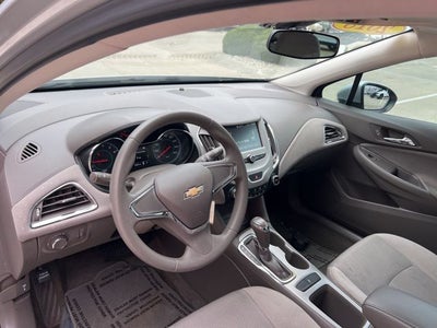 2018 Chevrolet Cruze LS