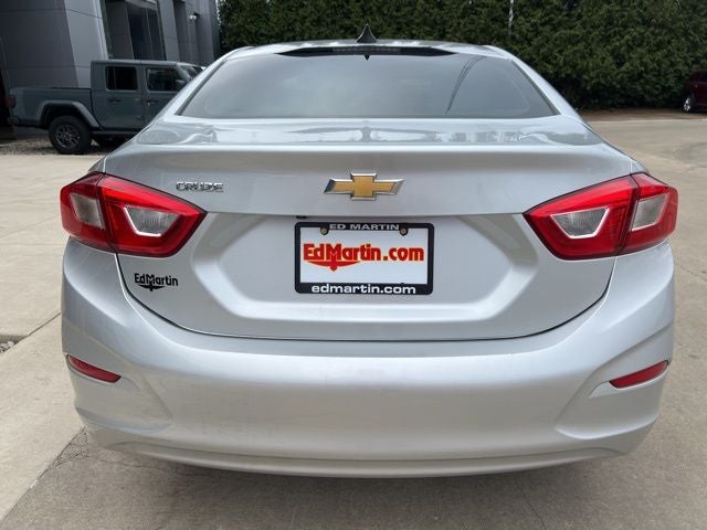 2018 Chevrolet Cruze LS