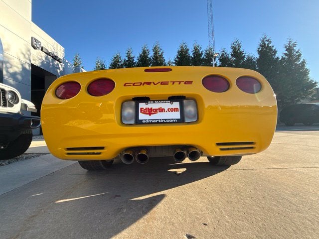 2003 Chevrolet Corvette Base