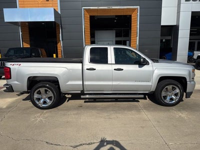 2017 Chevrolet Silverado 1500 Custom
