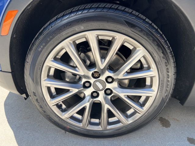 2021 Cadillac XT4 Premium Luxury