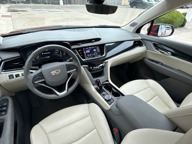 2025 Cadillac XT6 Premium Luxury