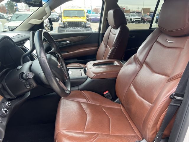 2018 Cadillac Escalade Luxury