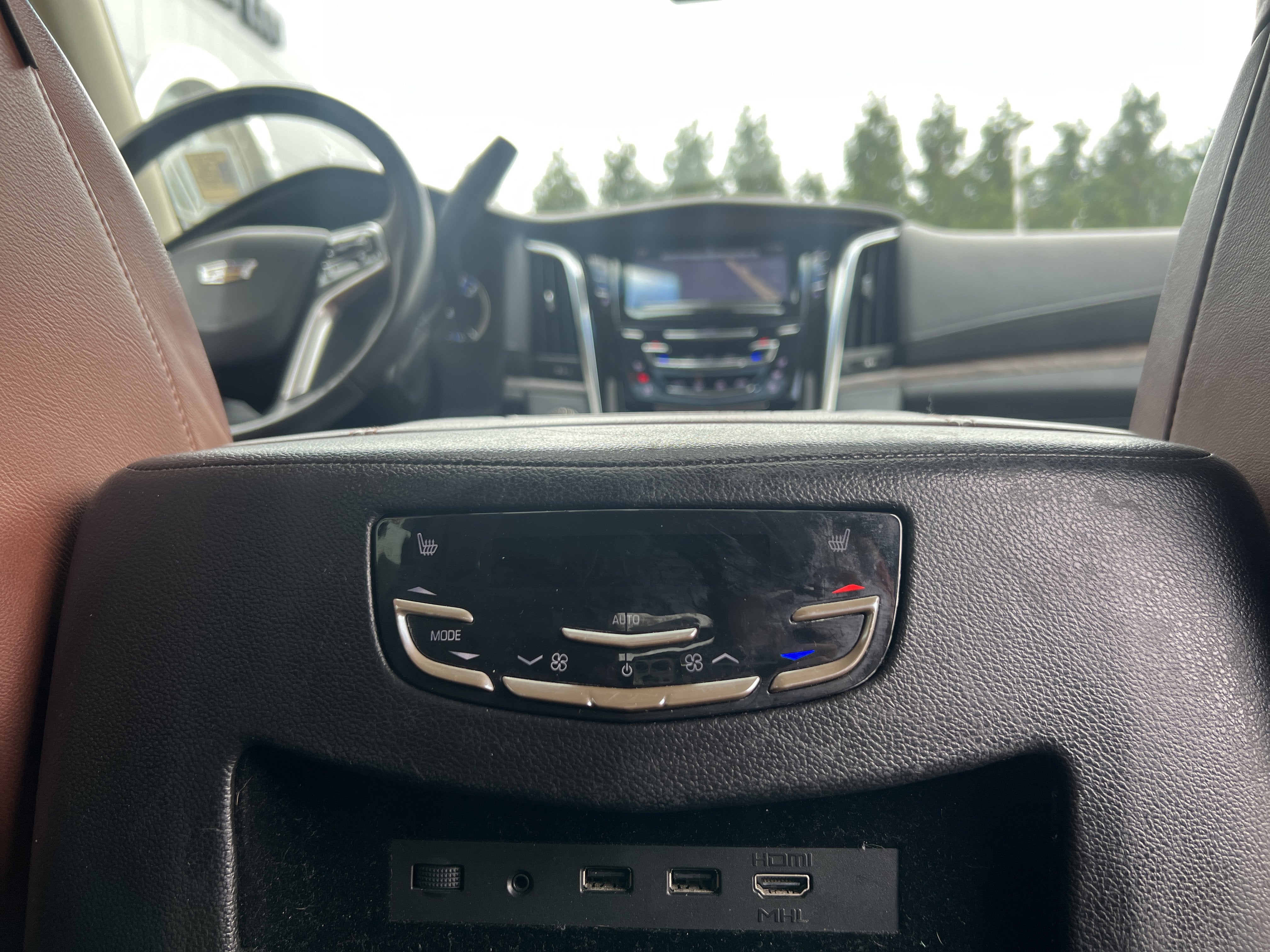 2018 Cadillac Escalade Luxury