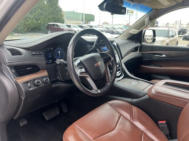 2018 Cadillac Escalade Luxury