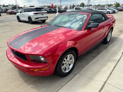 2007 Ford Mustang V6 Deluxe