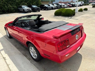 2007 Ford Mustang V6 Deluxe