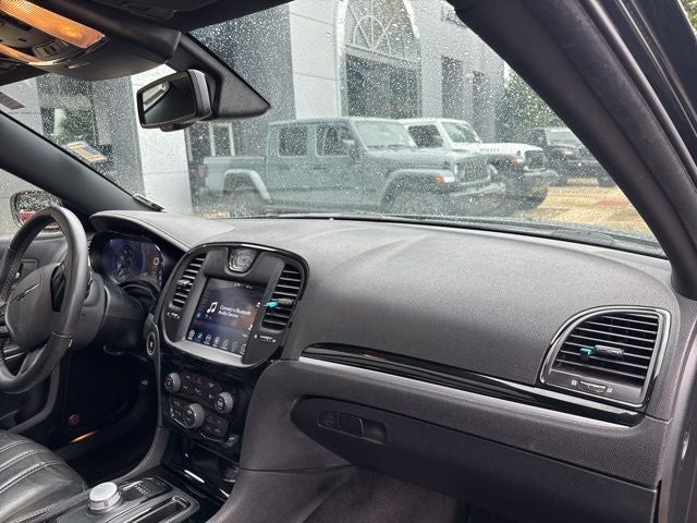 2017 Chrysler 300 S