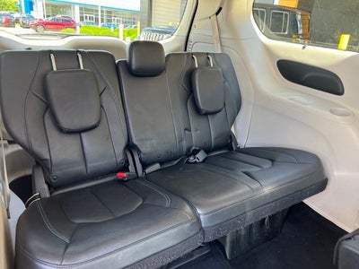 2021 Chrysler Pacifica Touring L