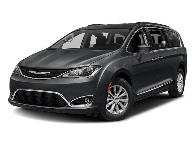 2017 Chrysler Pacifica Touring L Plus