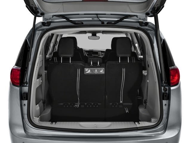 2017 Chrysler Pacifica Touring L Plus