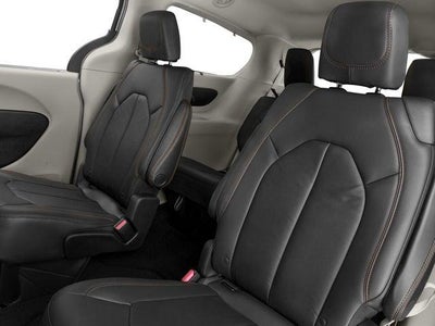 2017 Chrysler Pacifica Touring L Plus