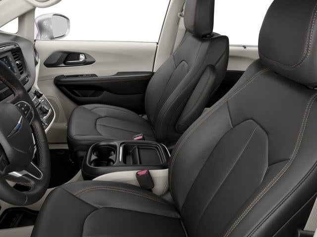 2017 Chrysler Pacifica Touring L Plus