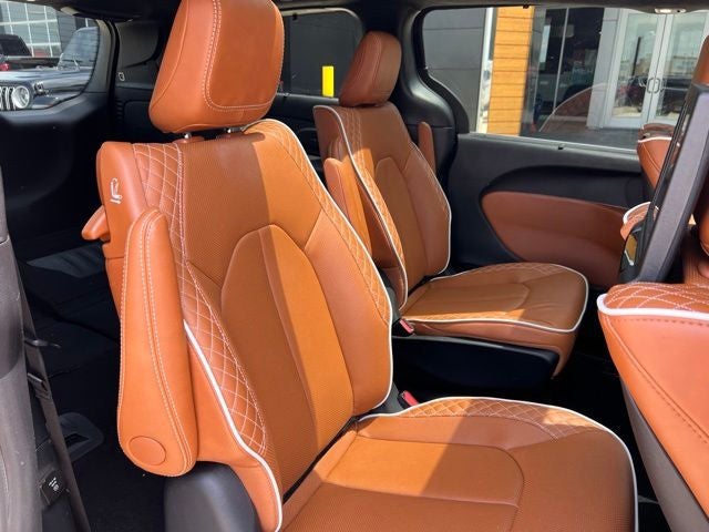 2024 Chrysler Pacifica Pinnacle