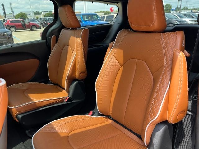 2024 Chrysler Pacifica Pinnacle