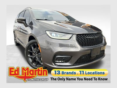 2021 Chrysler Pacifica Touring L