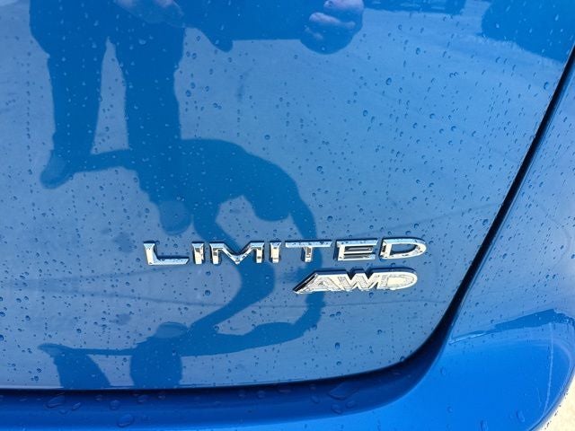 2027 Chrysler Pacifica Limited