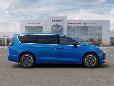 2027 Chrysler Pacifica Limited