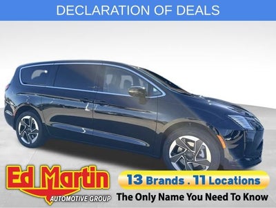 2027 Chrysler Pacifica Limited