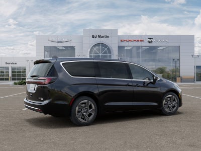 2027 Chrysler Pacifica Limited
