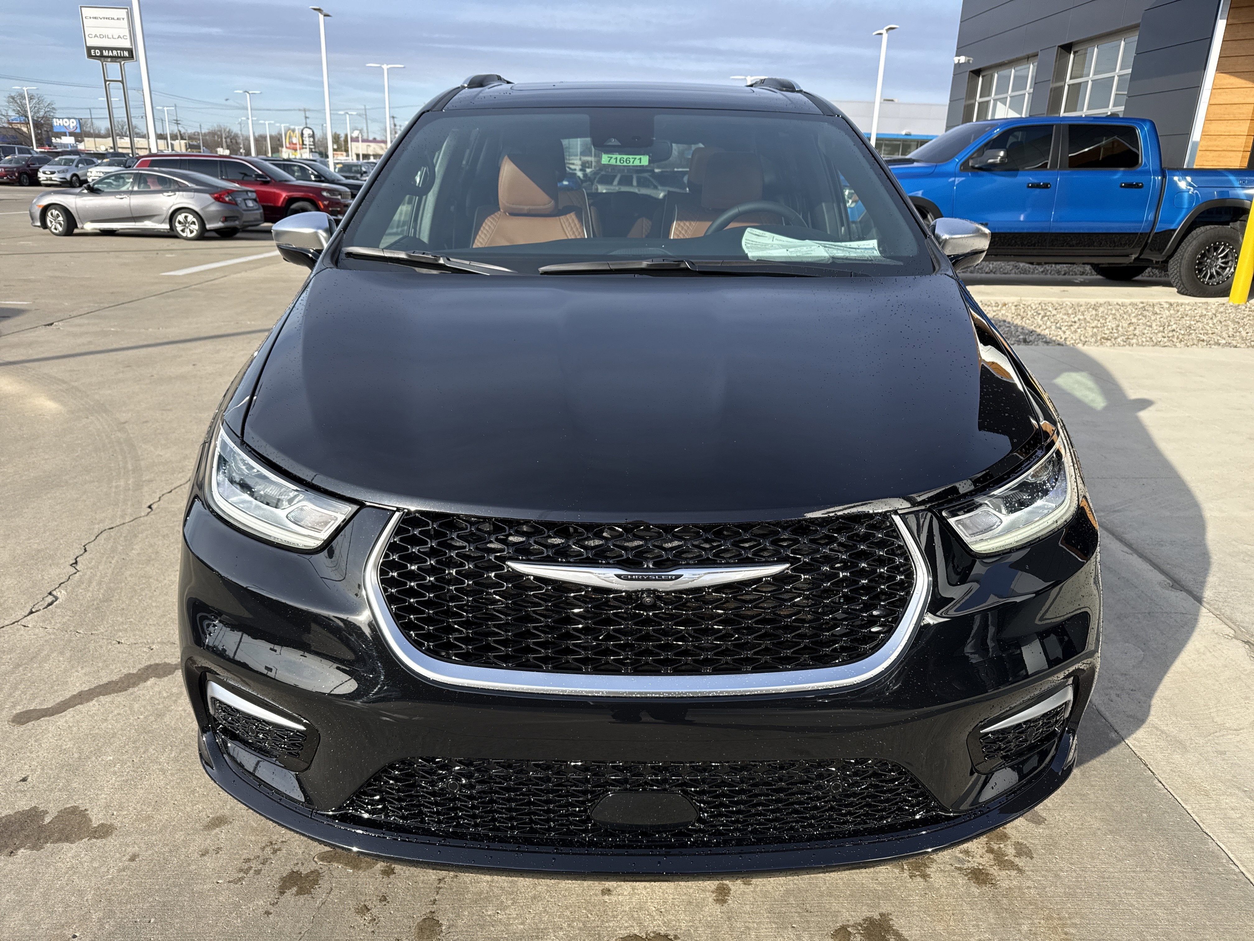 2026 Chrysler Pacifica Pinnacle