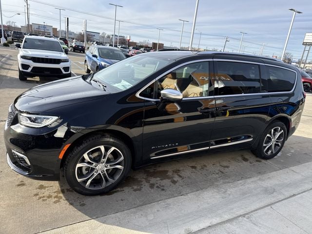 2026 Chrysler Pacifica Pinnacle