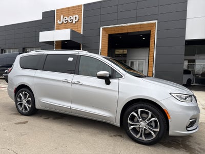 2026 Chrysler Pacifica Pinnacle
