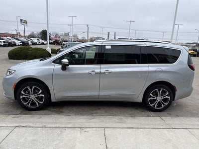 2026 Chrysler Pacifica Pinnacle