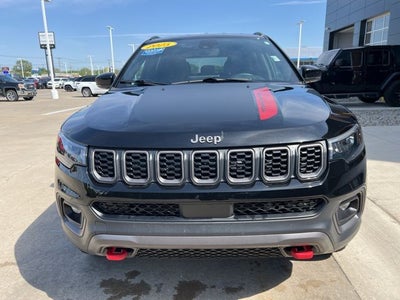 2025 Jeep Compass Trailhawk