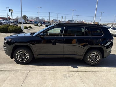 2026 Jeep Cherokee Laredo