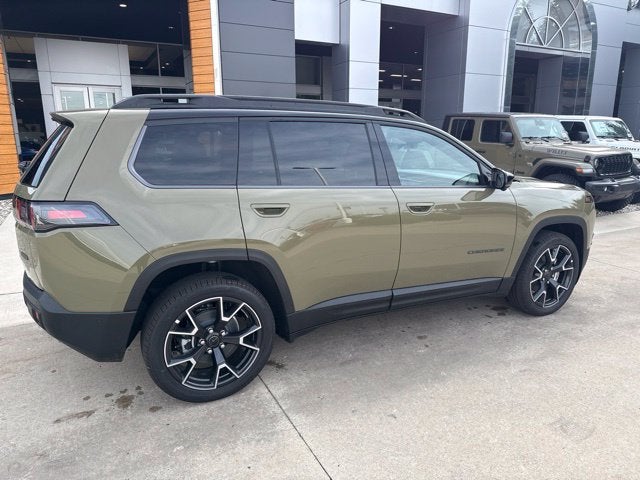 2027 Jeep Cherokee Overland